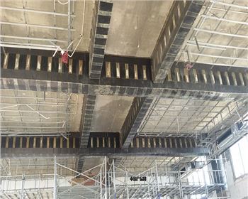 碳纖維加固能否與粘鋼加固互換？